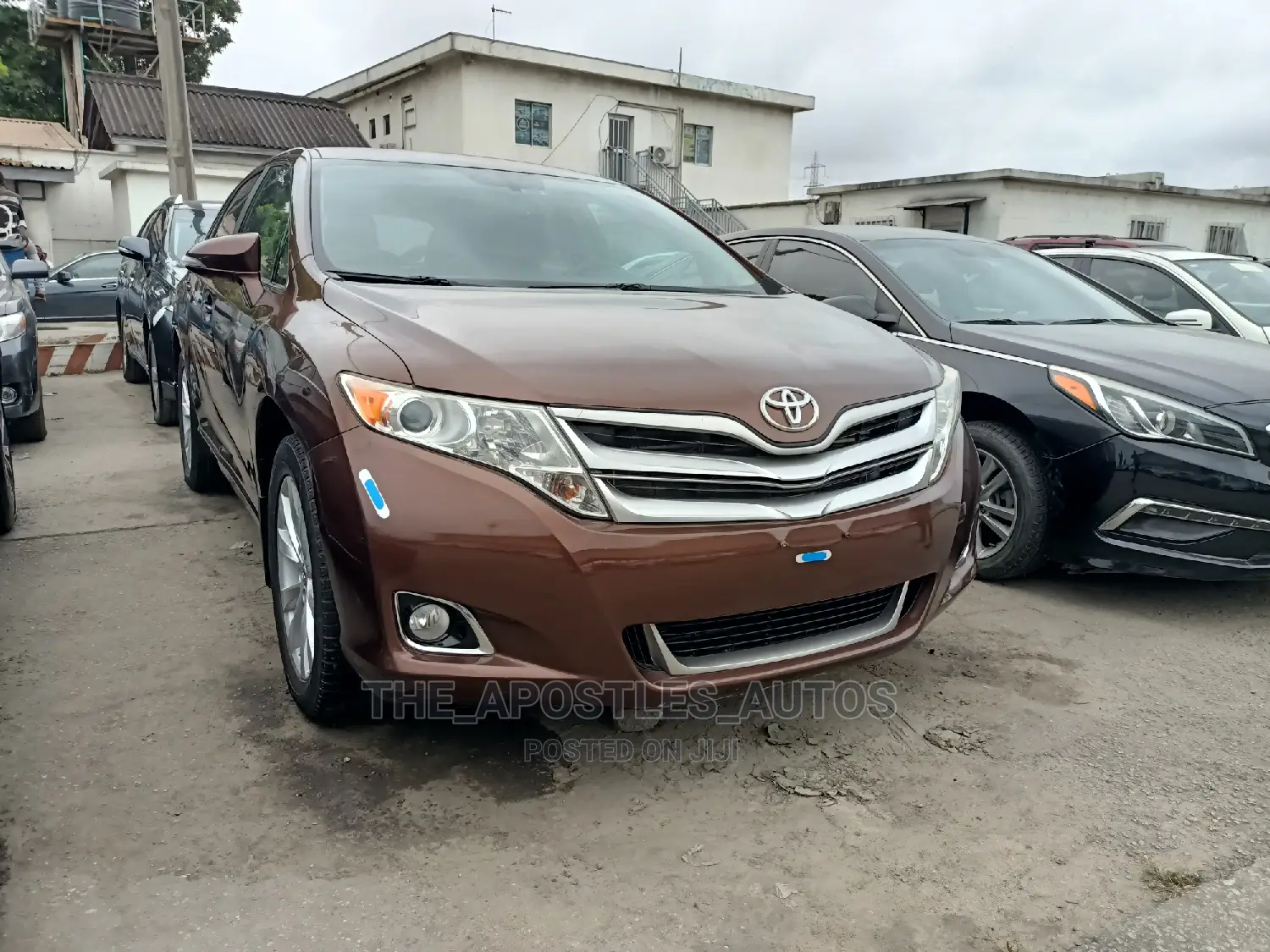 Toyota Venza LE FWD 2013 Brown