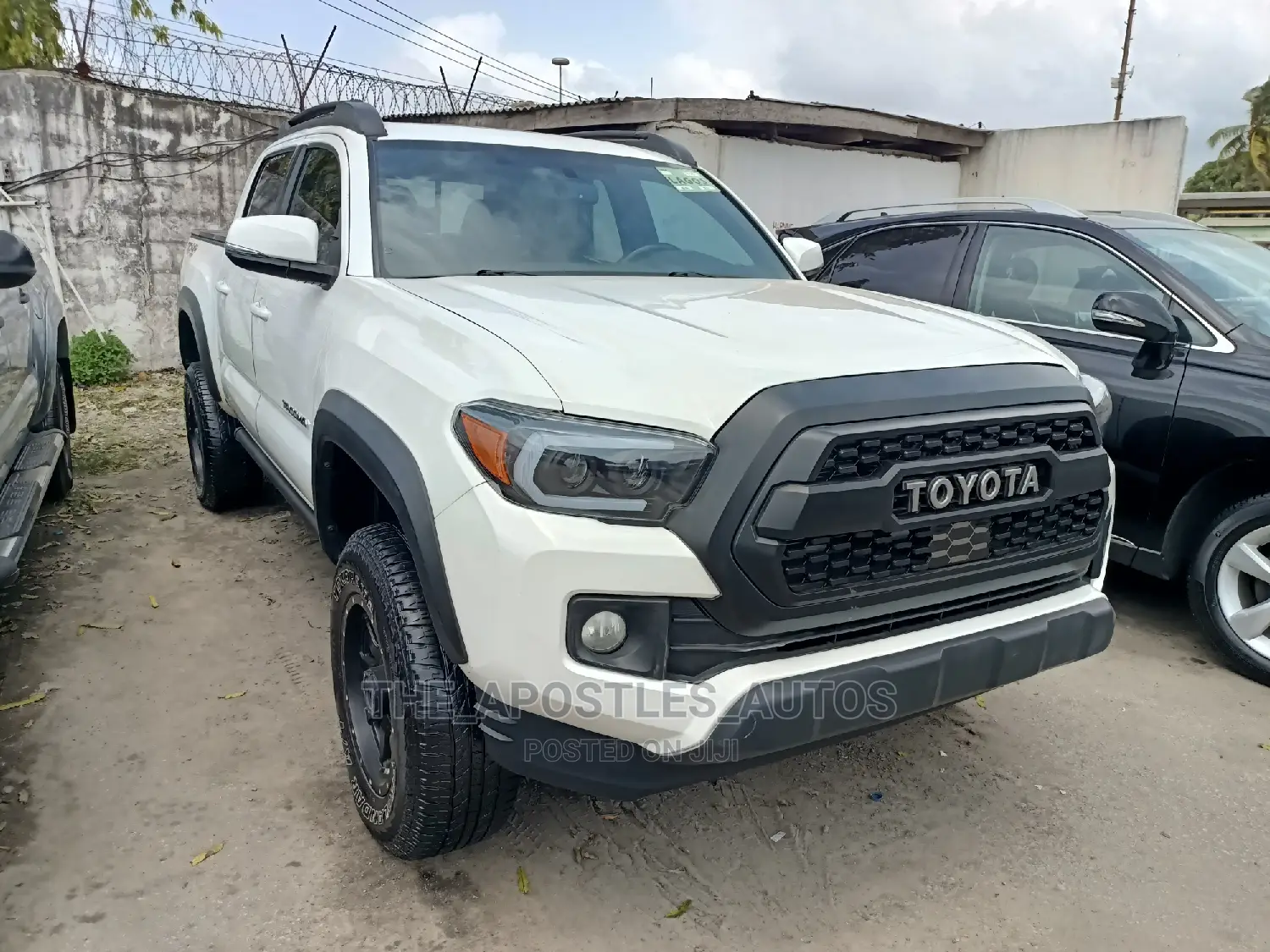 Toyota Tacoma 4dr Double Cab 2016 White