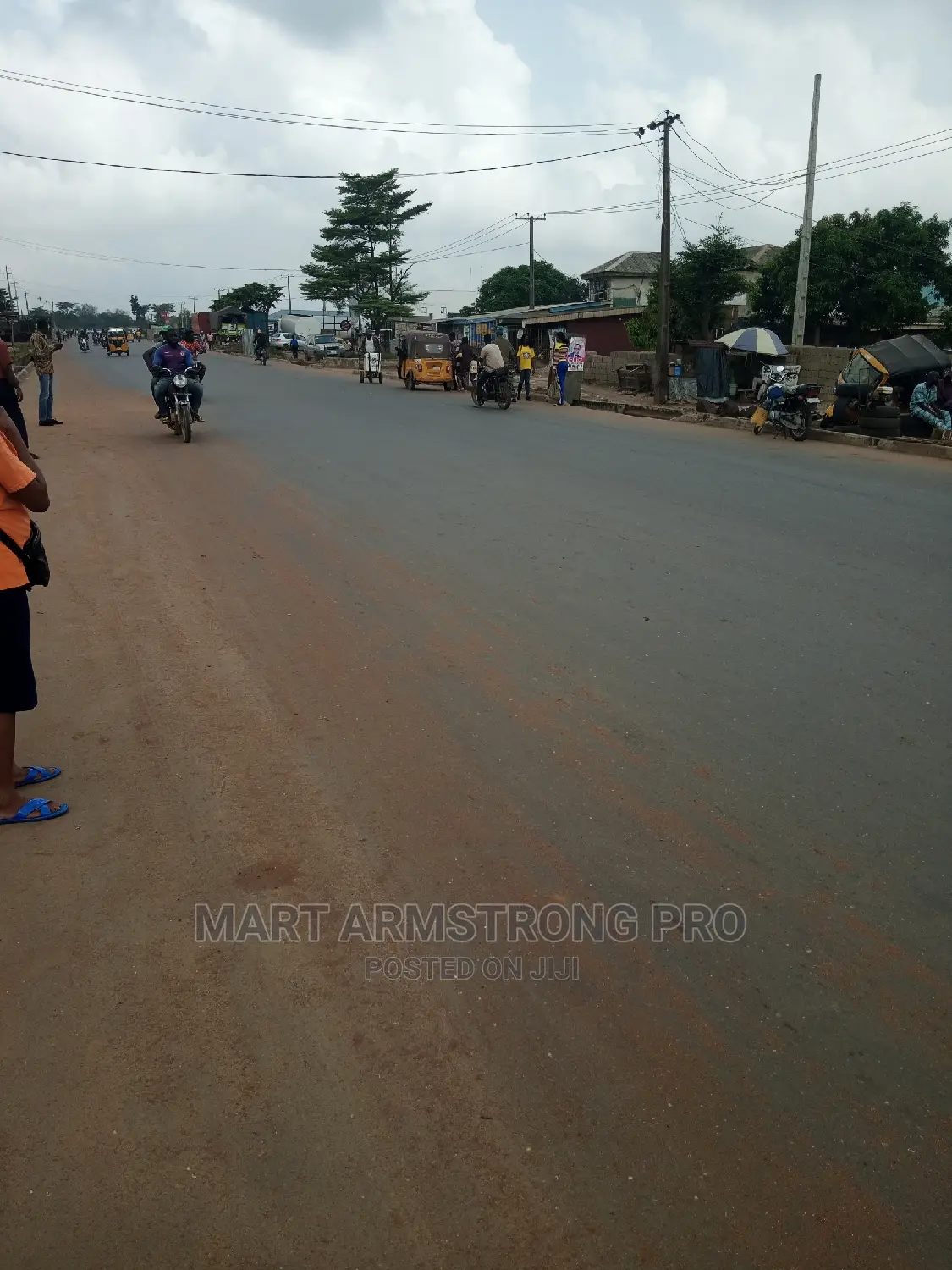 A Good Commercial 5plots of Land Facing Major Road