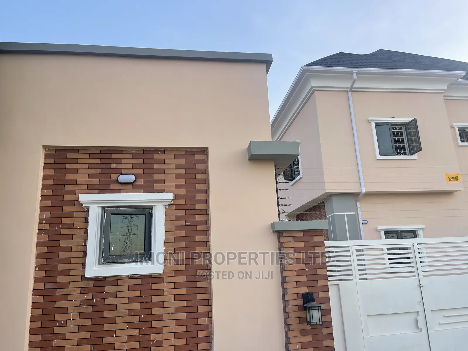2bdrm Block of Flats in Fo1, Kubwa for rent