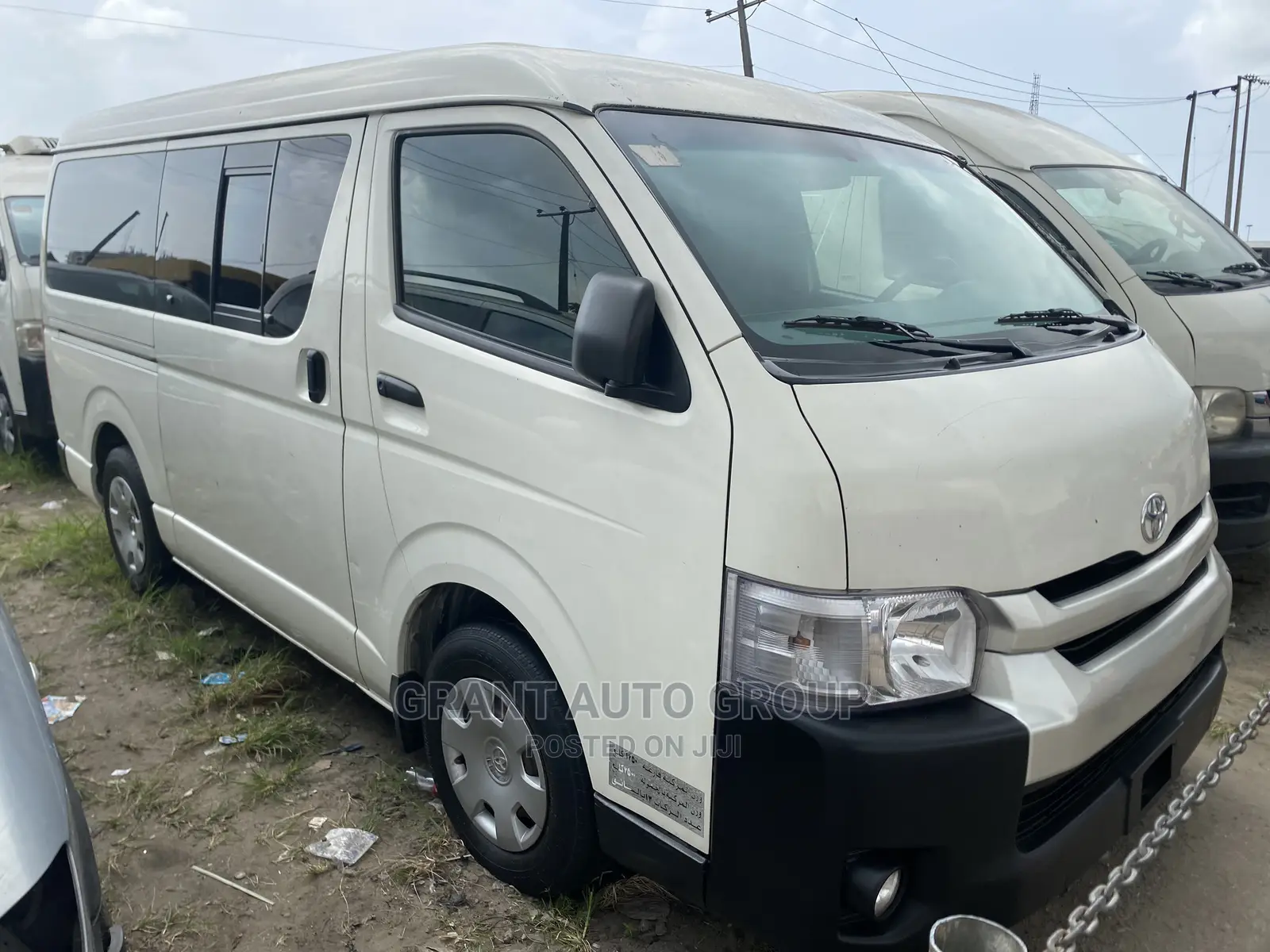 Toyota HiAce 2014 White