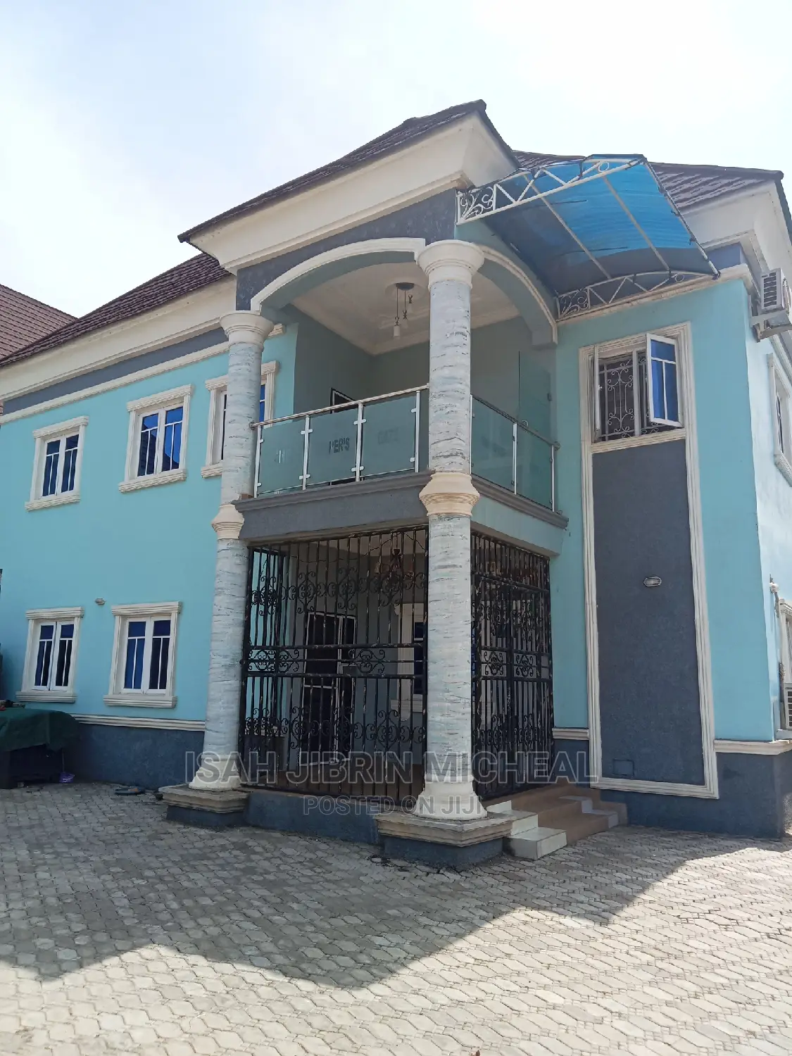 6bdrm Duplex in Fo1 Kubwa for Sale