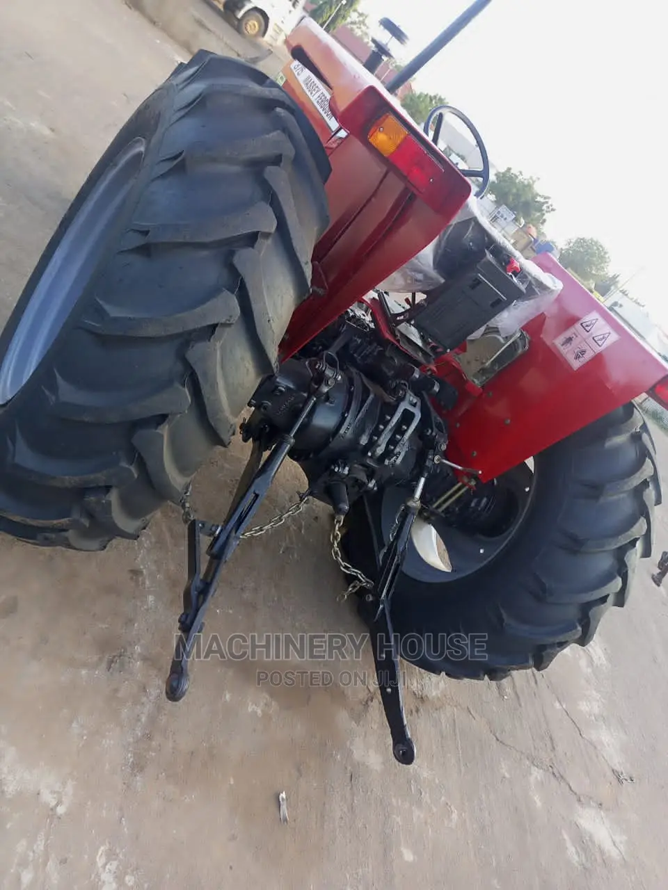 Massey Ferguson Tractors 375