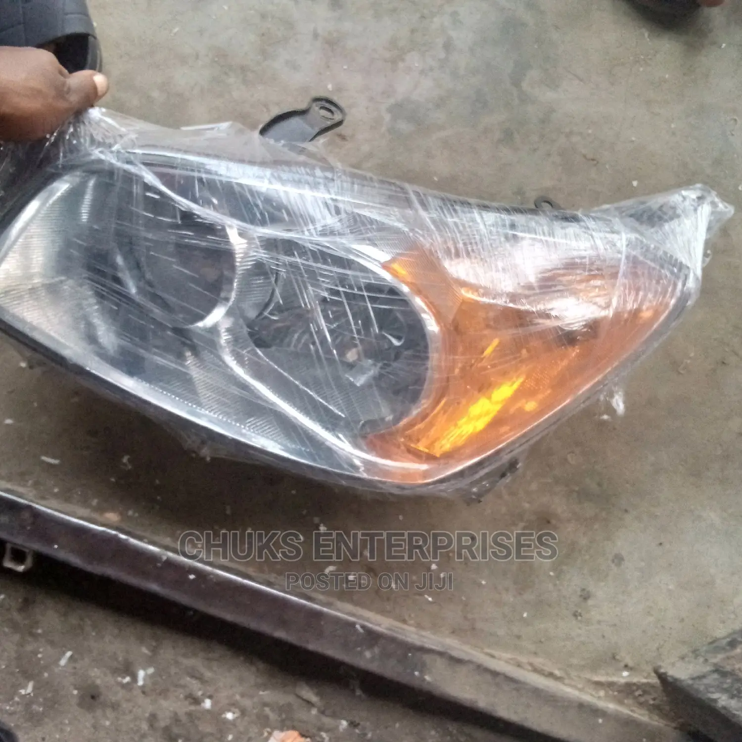 Toyota Rav4 2010 Headlight