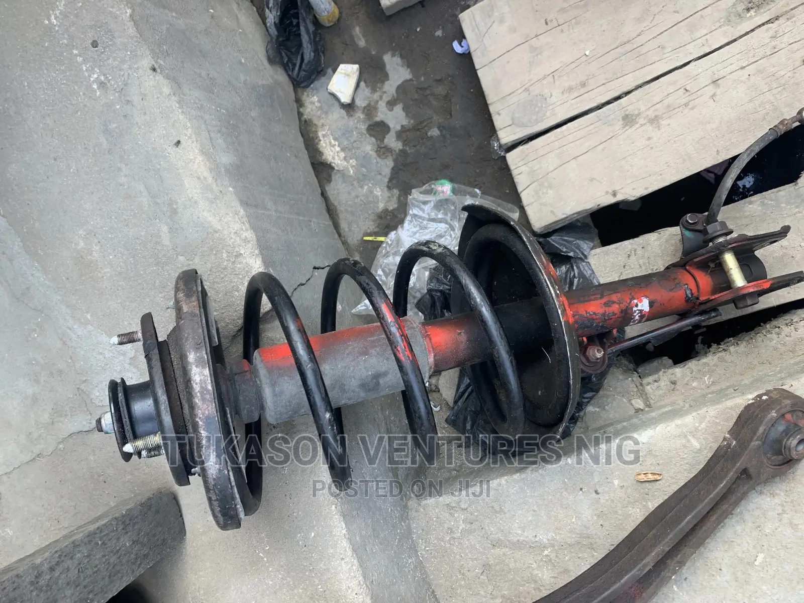 Front Shock 2006 Acura MDX