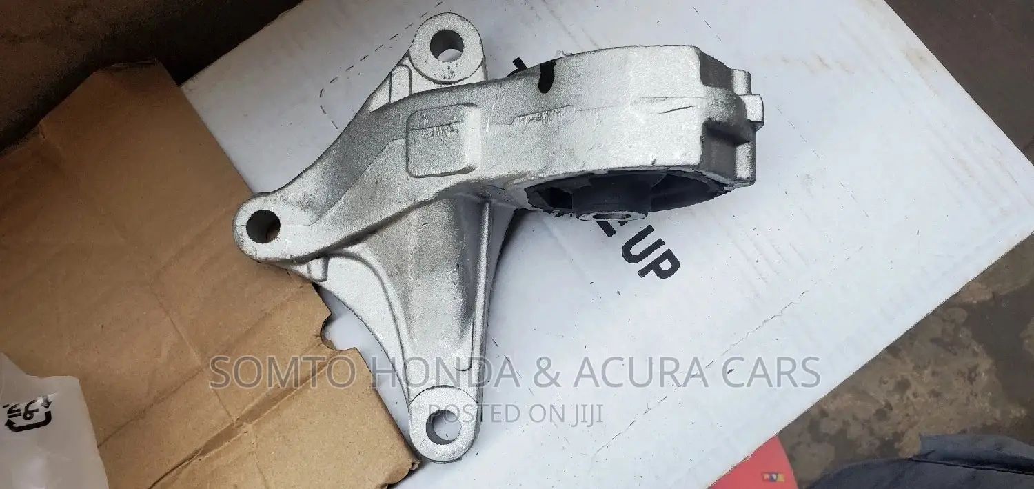 Front Engine Mount for 2013-2016 Honda CRV