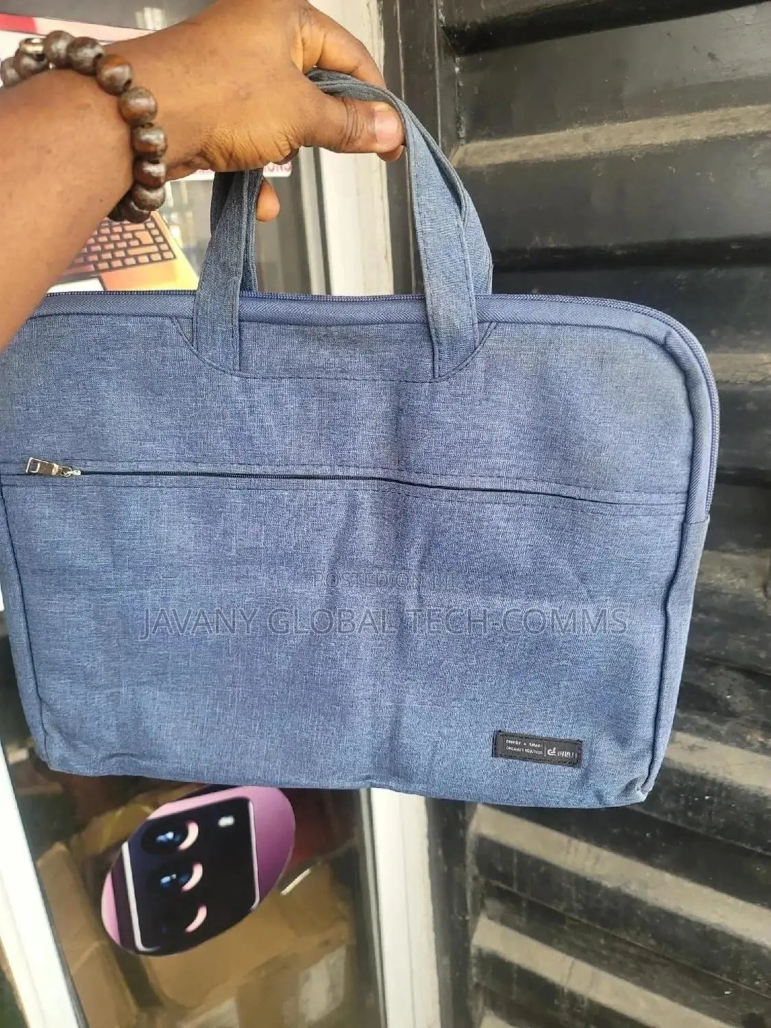 Clean Laptop Bags (For Different Laptop Sizes)