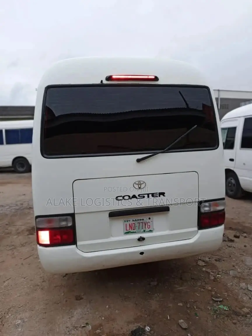 Rent Clean Ac Coaster Buses Within and Outside Lagos.