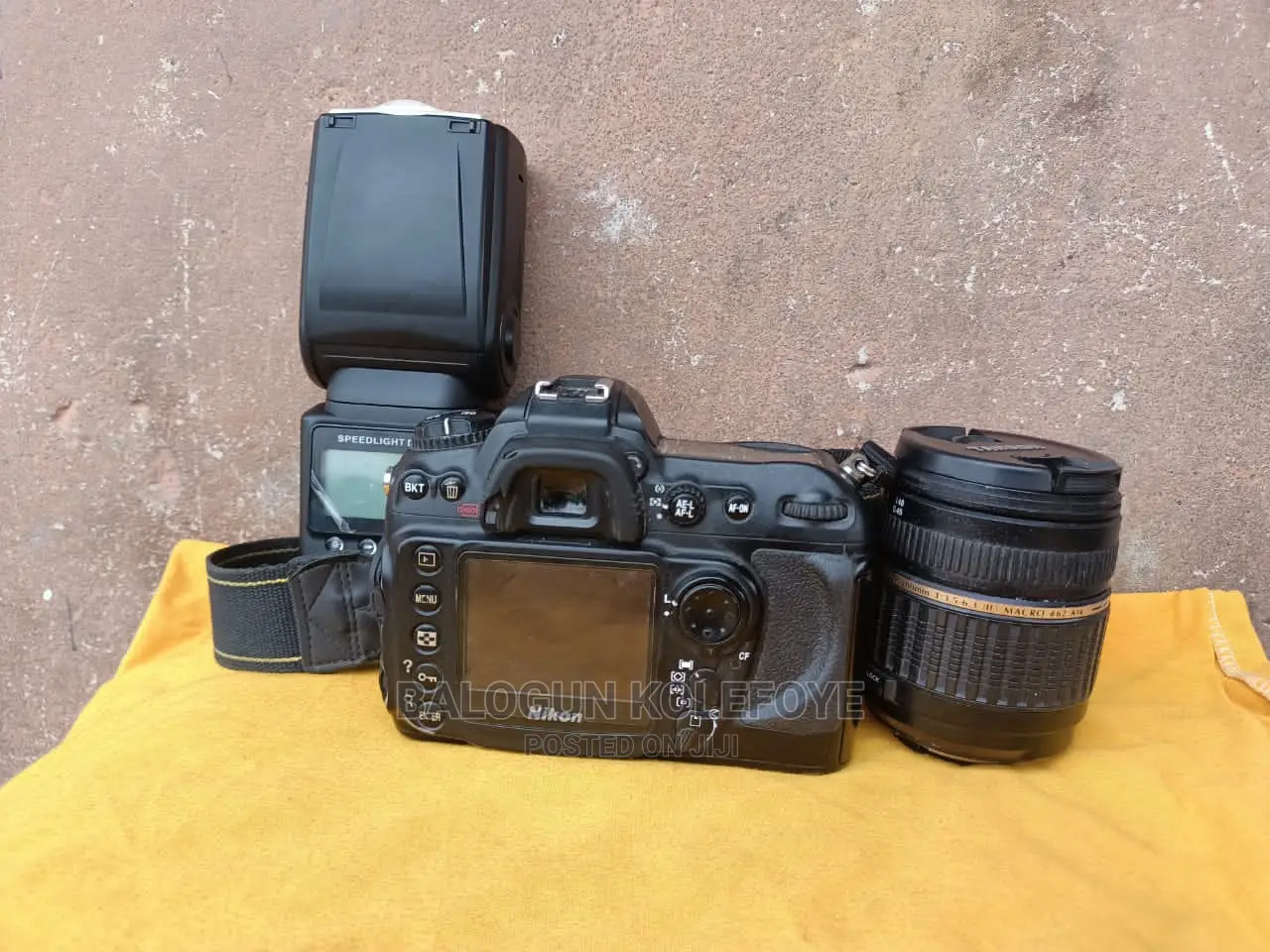 Nikon D200, Flash Dek, Tamron 18-200 Lens