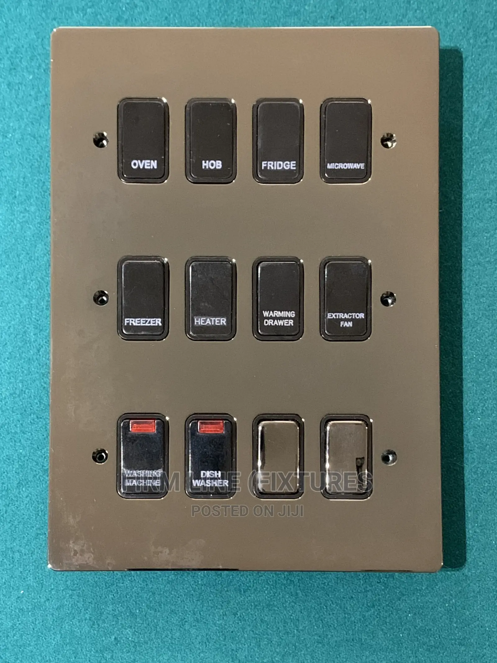 12 Gang Kitchen Gridswitch Black Nickel Plate/Black Switches