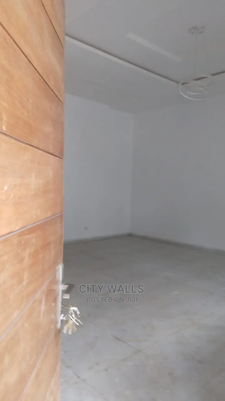 3bdrm Townhouse / Terrace in Chevron for rent