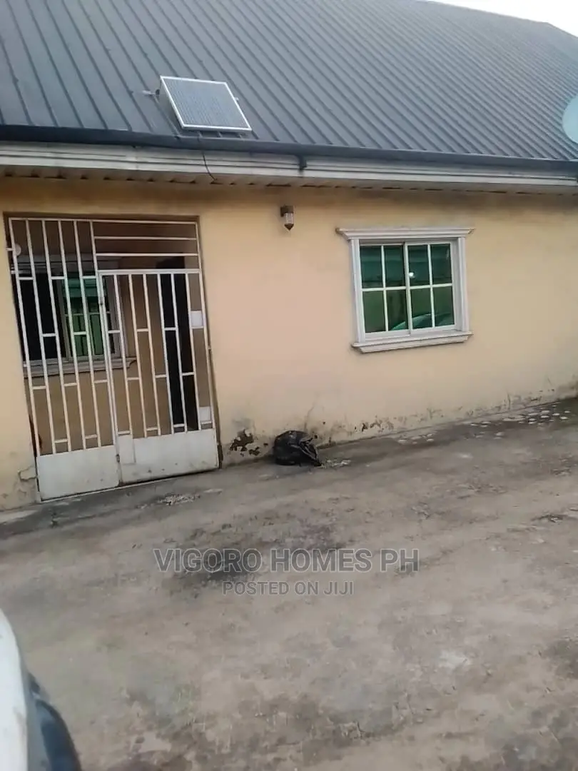 Furnished 1bdrm Block of Flats in Port-Harcourt for sale