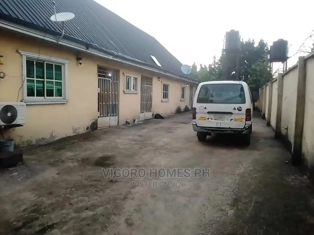 Furnished 1bdrm Block of Flats in Port-Harcourt for sale