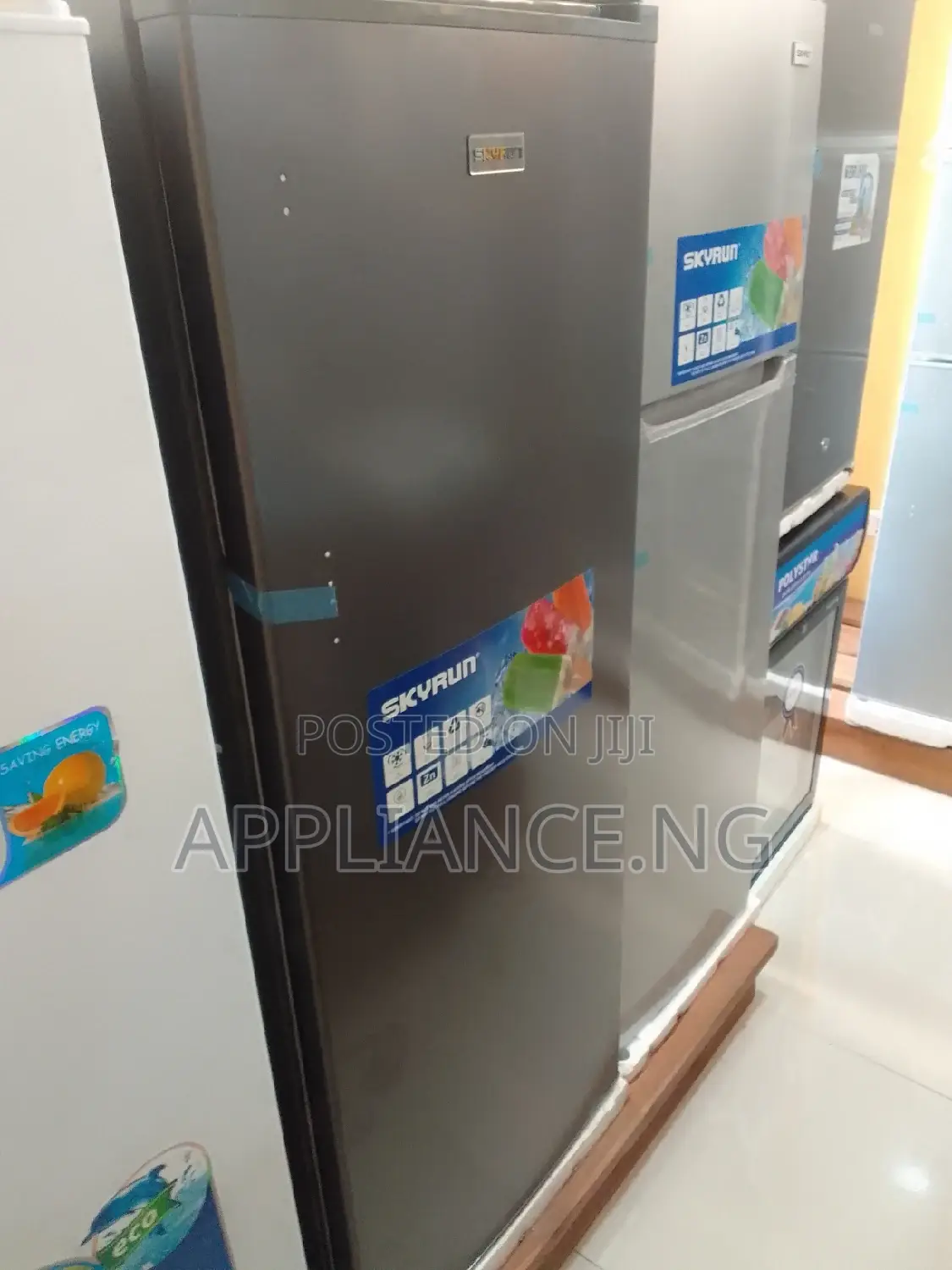 Skyrun Upright Standing Freezer