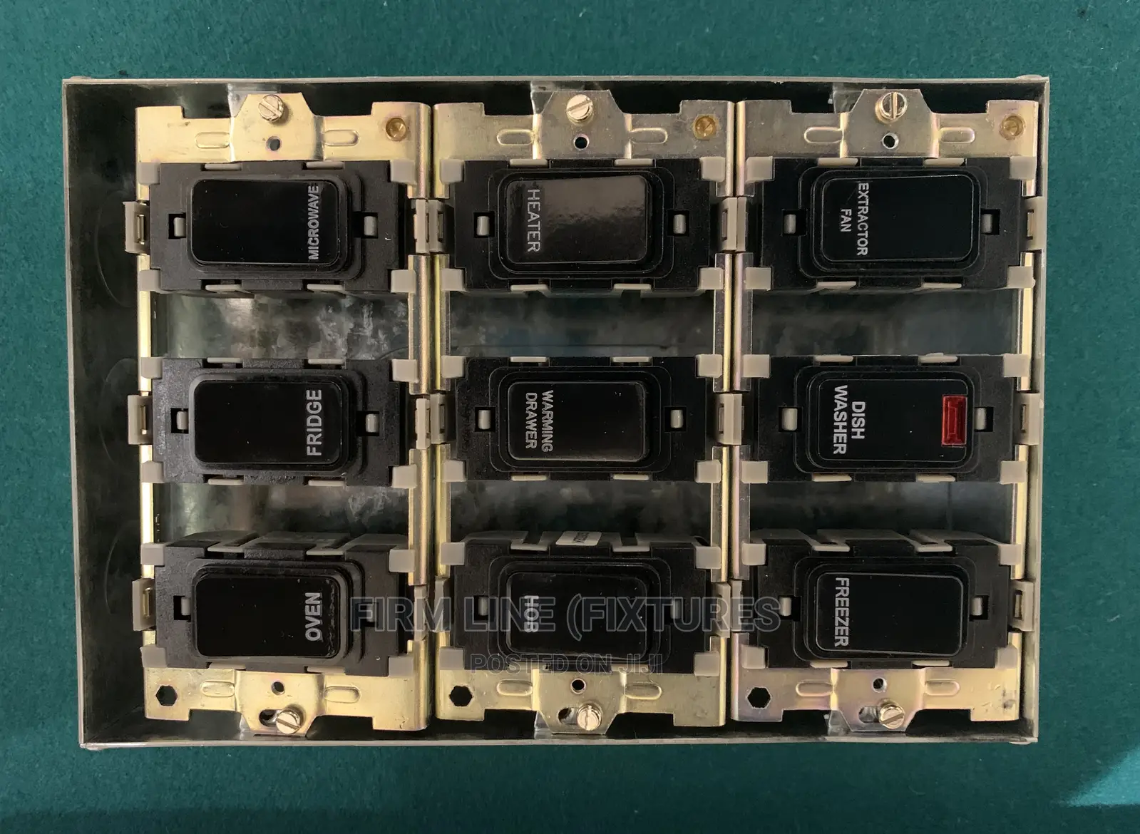 9 Gang Grid Switch (Satin Chrome Faceplate/Black Switches)