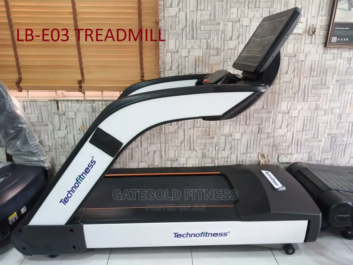 Lb-E03 Commercial LED Treadmill (Black, White)