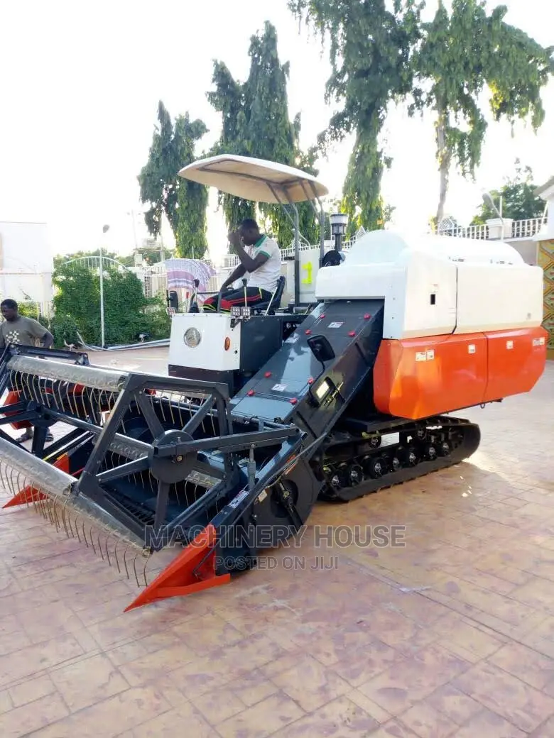 Combine Harvester 8mch