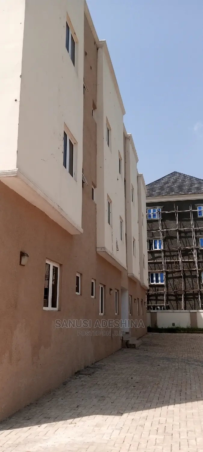 2bdrm Block of Flats in Jahi By Peace for sale
