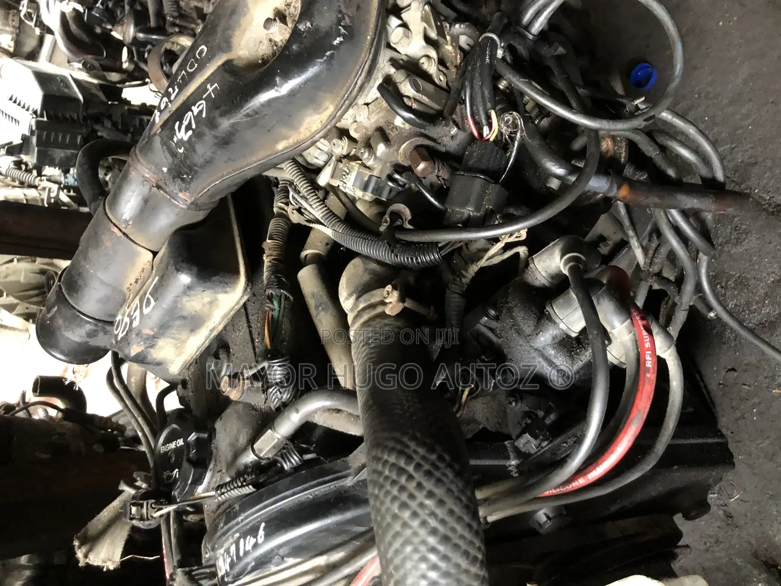 Mitssibushi Bus Engine