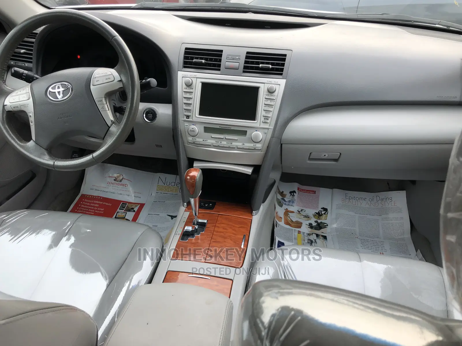Toyota Camry 2010 Silver
