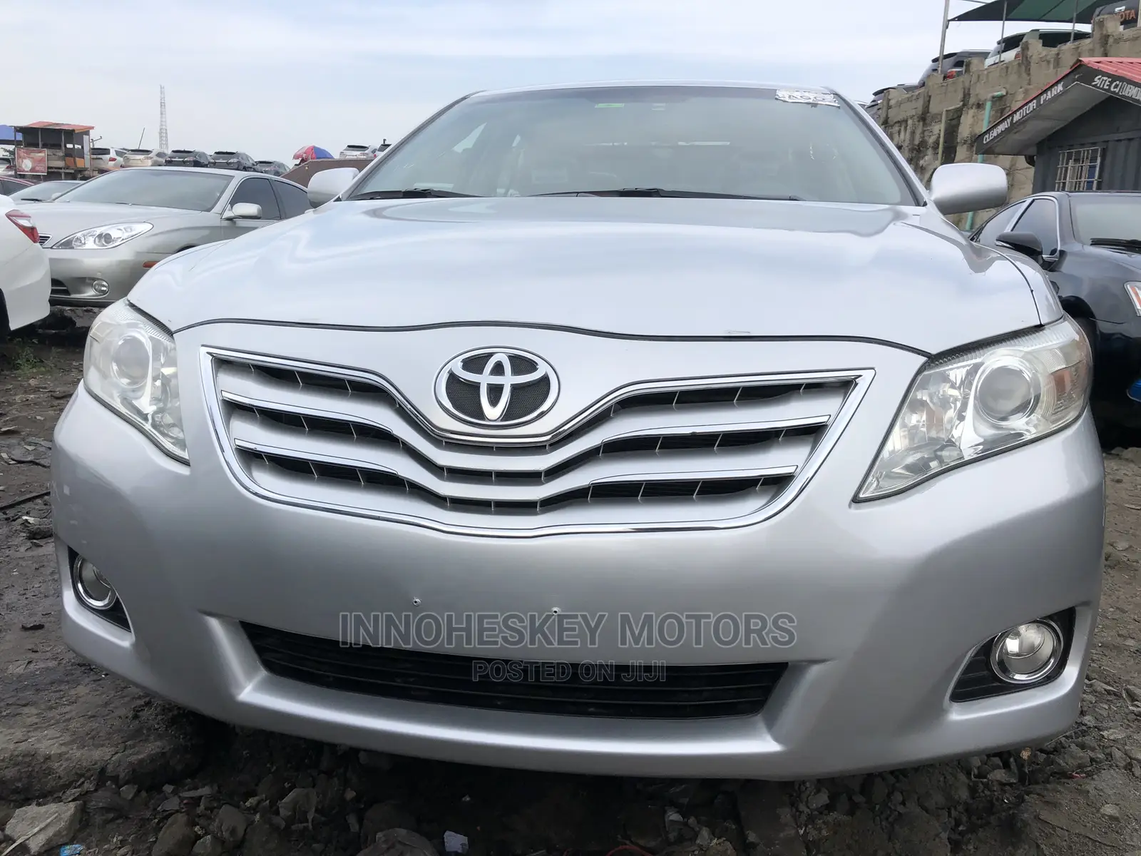 Toyota Camry 2010 Silver