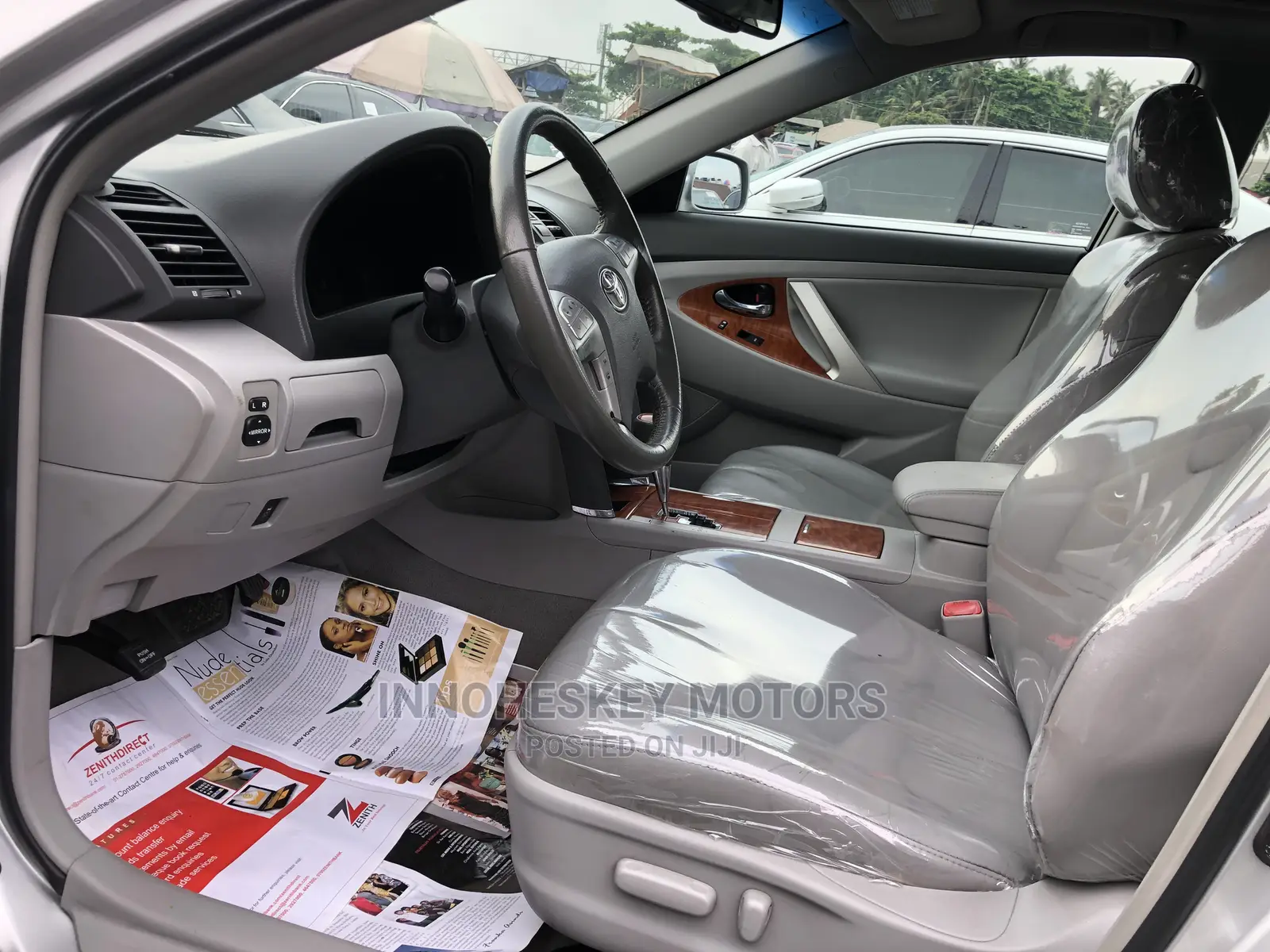 Toyota Camry 2010 Silver