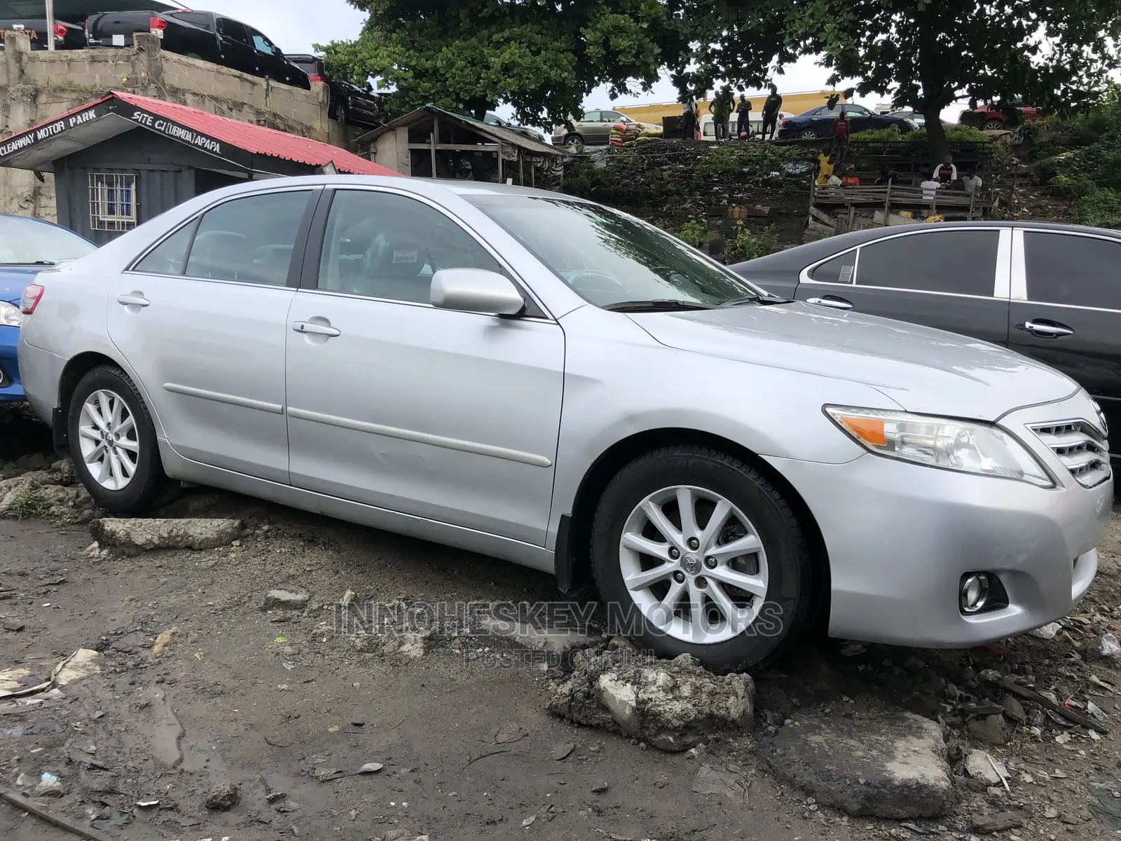 Toyota Camry 2010 Silver