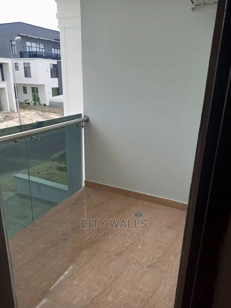 4bdrm Duplex in Cowrie Creek Estate, Ikate for Rent