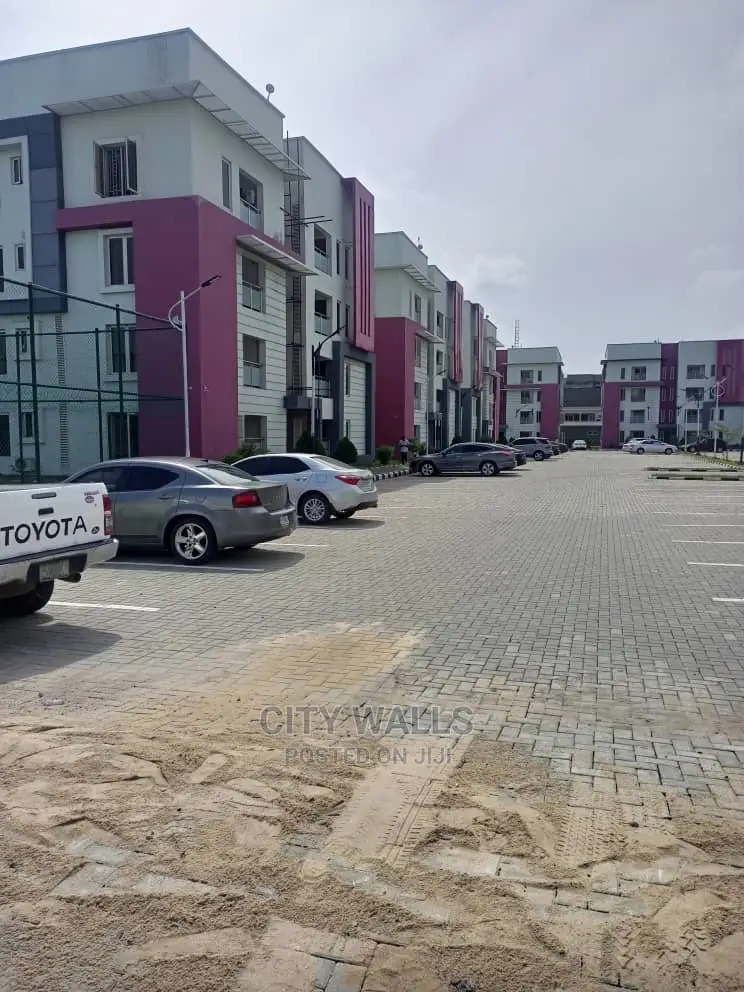 Furnished 2bdrm Block of Flats in Ikate for rent