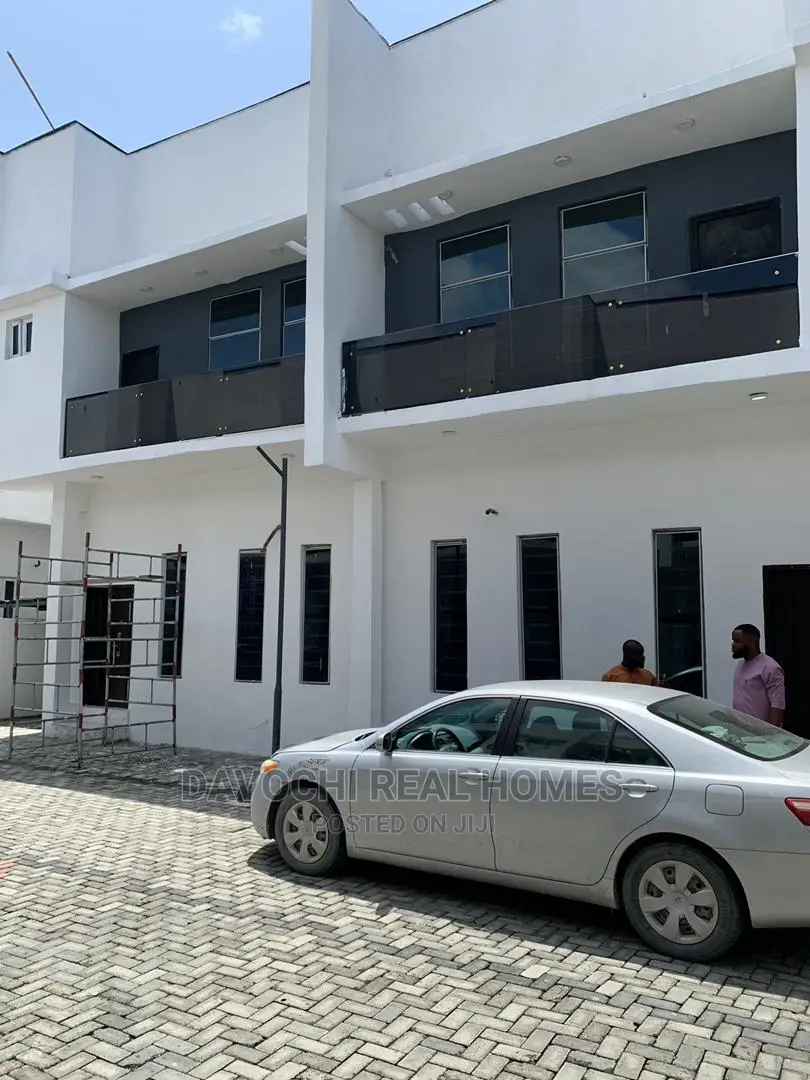 4bdrm Duplex in Ikota, Lekki for rent