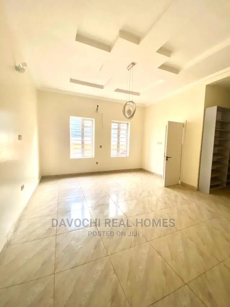 4bdrm Duplex in Ologolo Estate, Lekki for rent