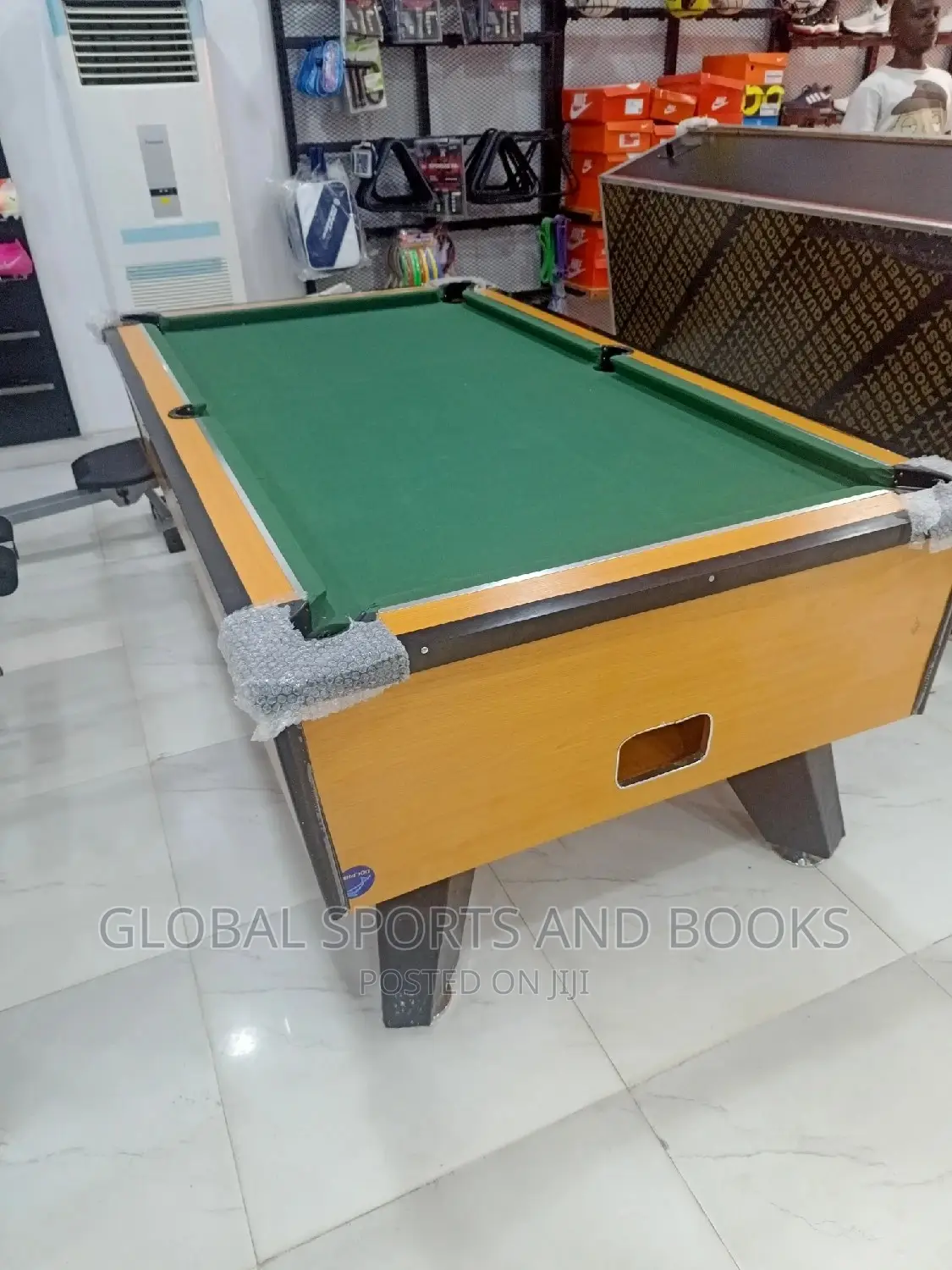 Coins Snooker Board With Complete Accessories