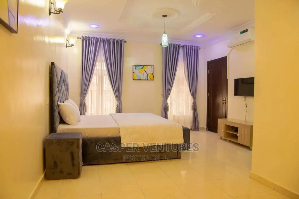 Furnished 4bdrm Apartment in Silver Springs, Agungi for rent
