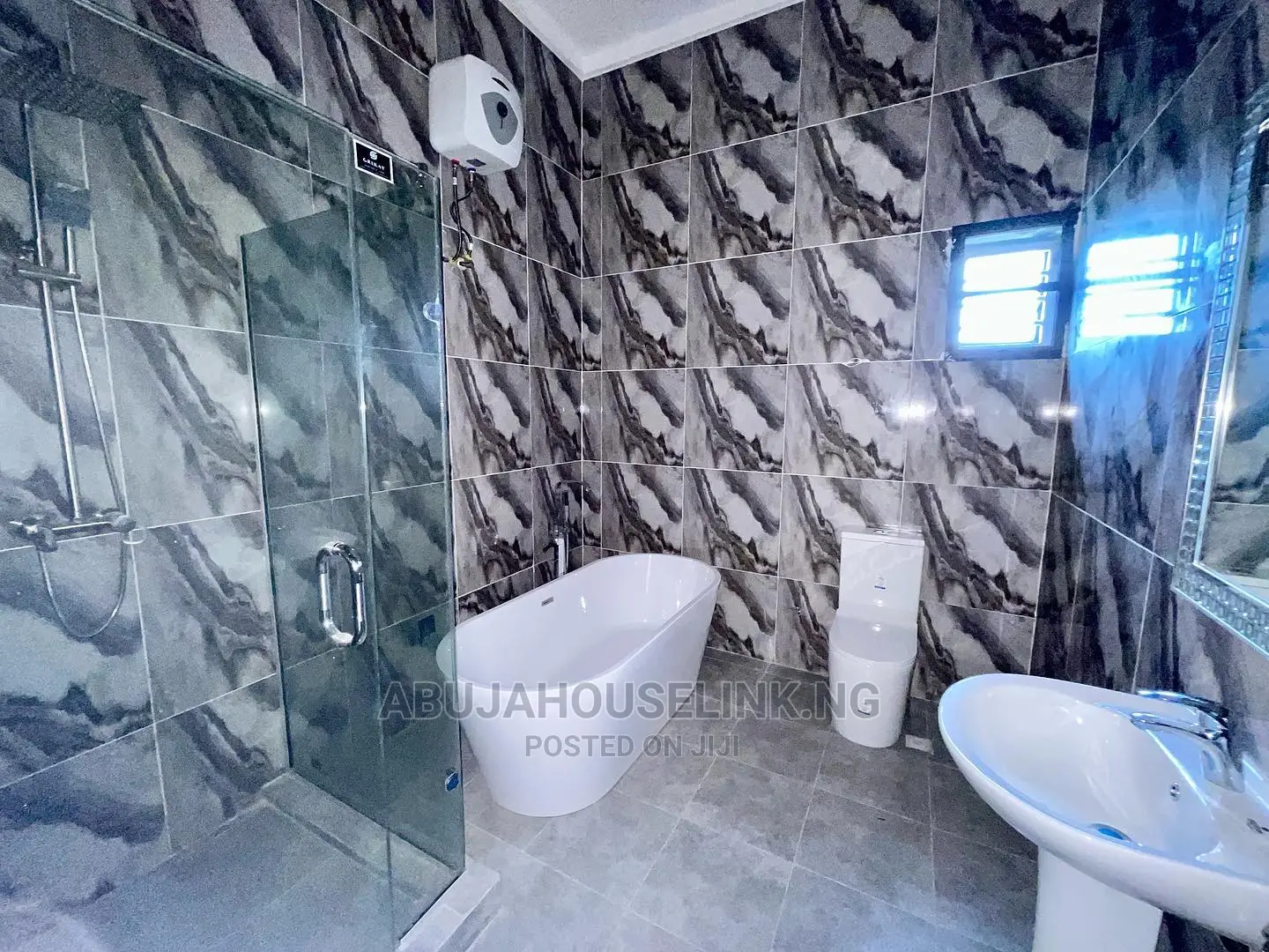 7bdrm Duplex in Efab Metropolis, Gwarinpa for sale