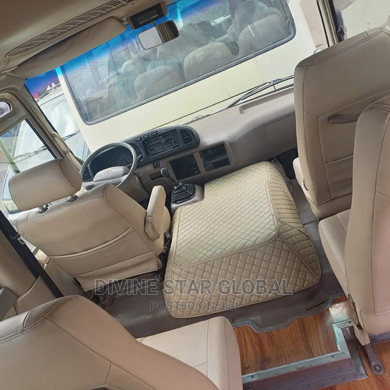 Toyota Coaster 2010 Gold