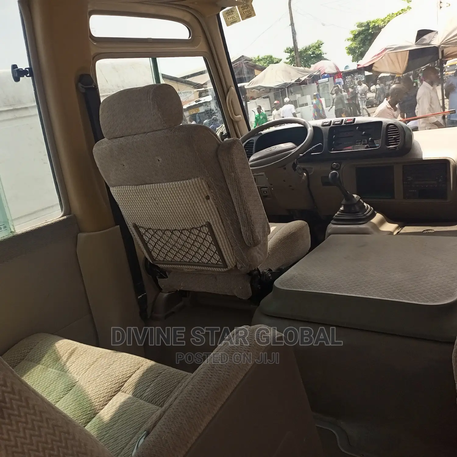 Toyota Coaster 2010 Gold