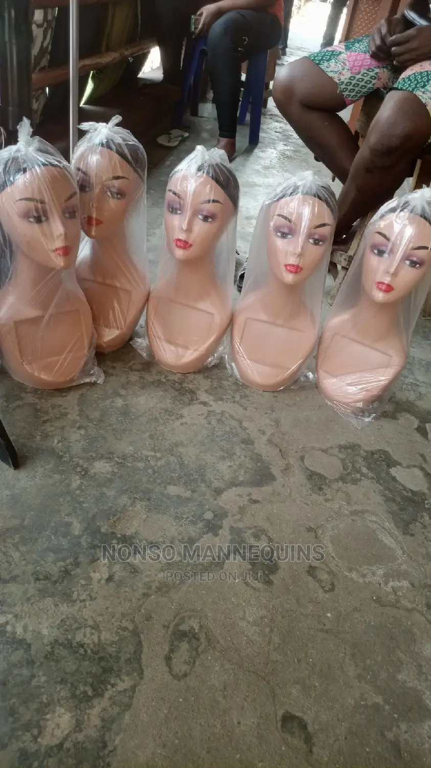 Plastic Mannequin Heads Dor Wigs N Hats