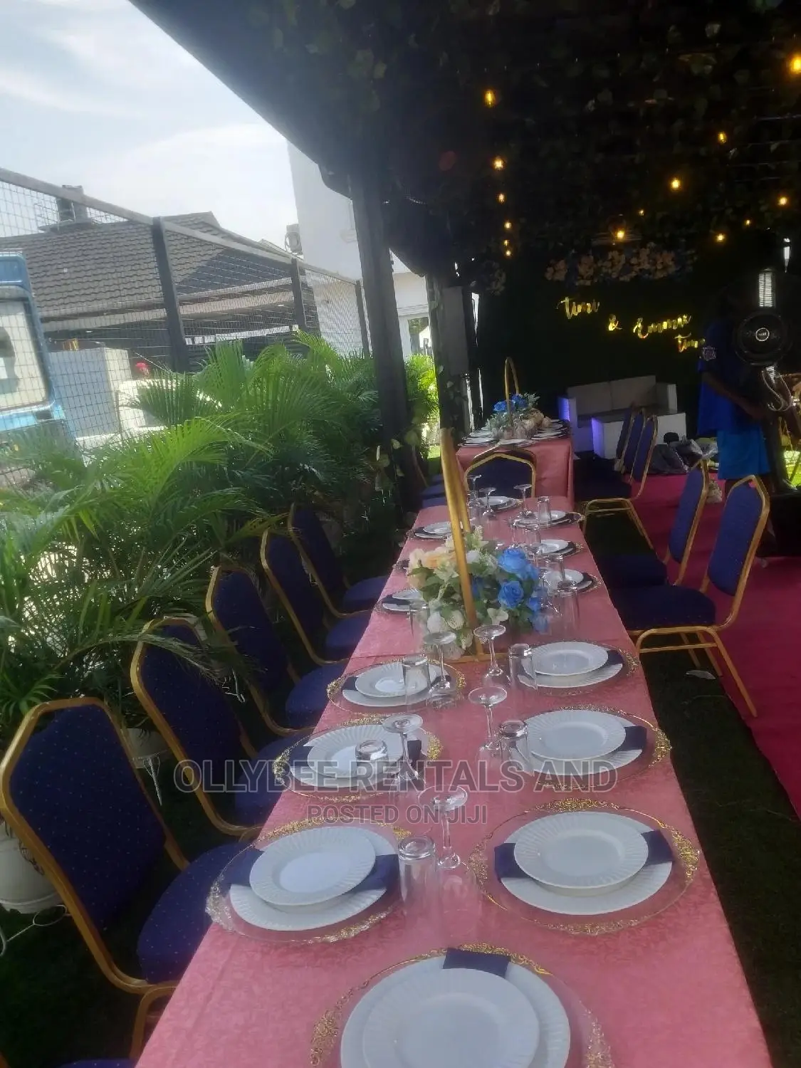 Banquet Chairs(Blue/Red) Available for Rent