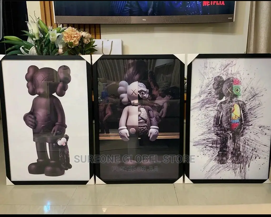 ARTWORK FRAMES of Kwak