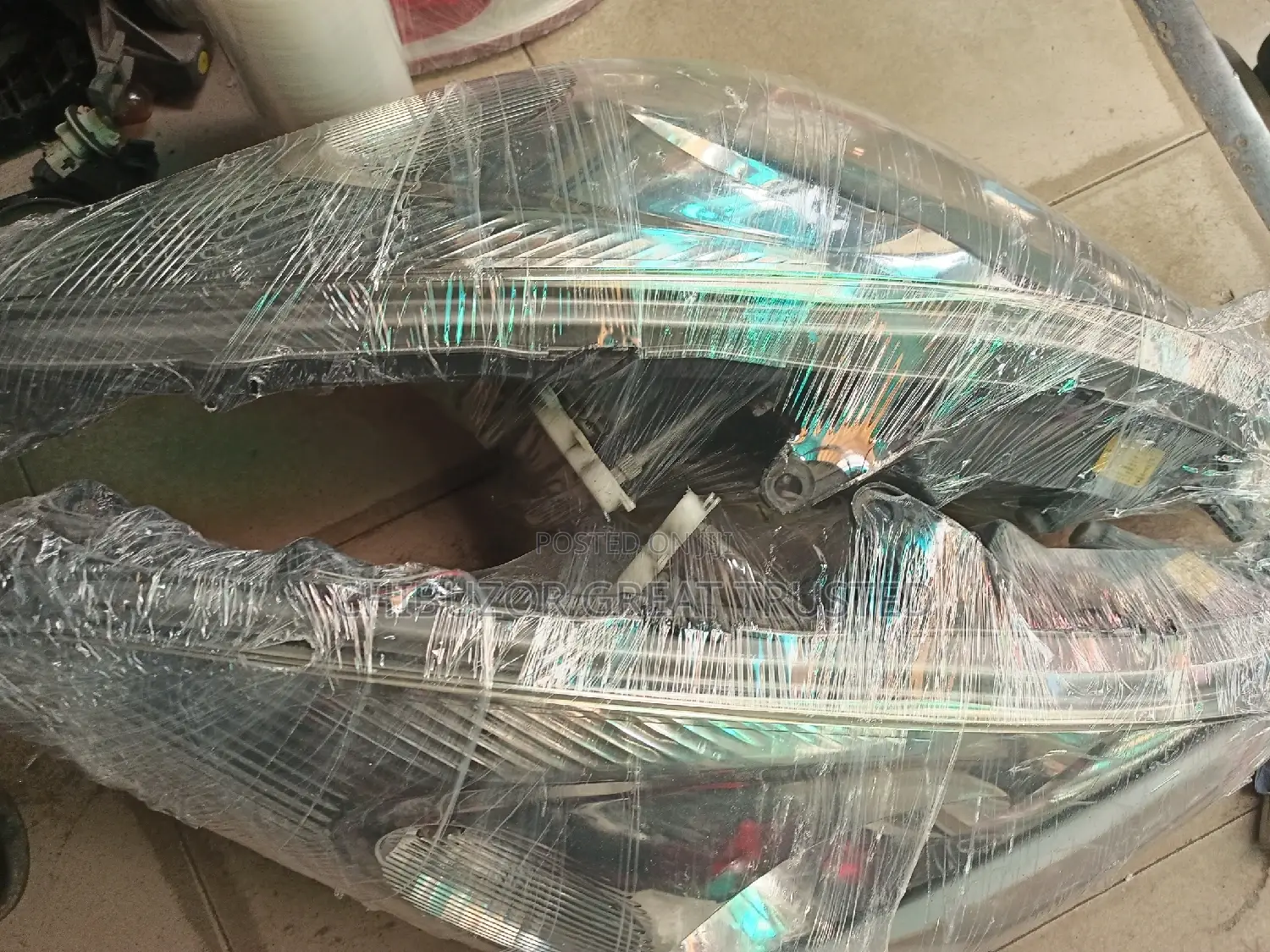Set of Headlamp Es 300 Charger Type