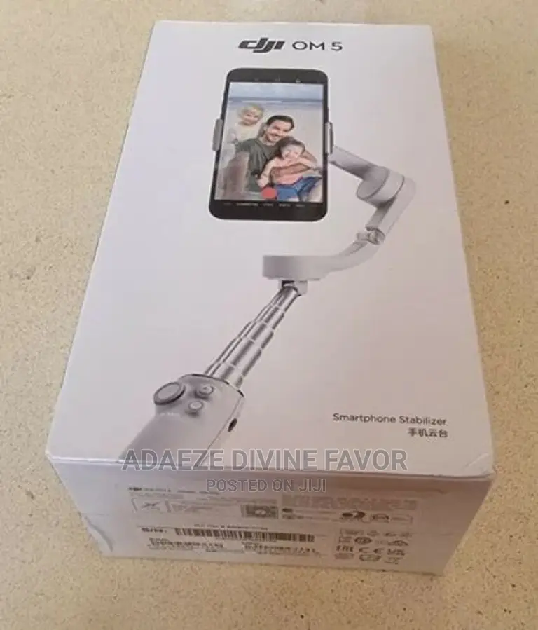 DJI OM 5-Handheld 3-Axis Smartphone Gimbal Stabilizer