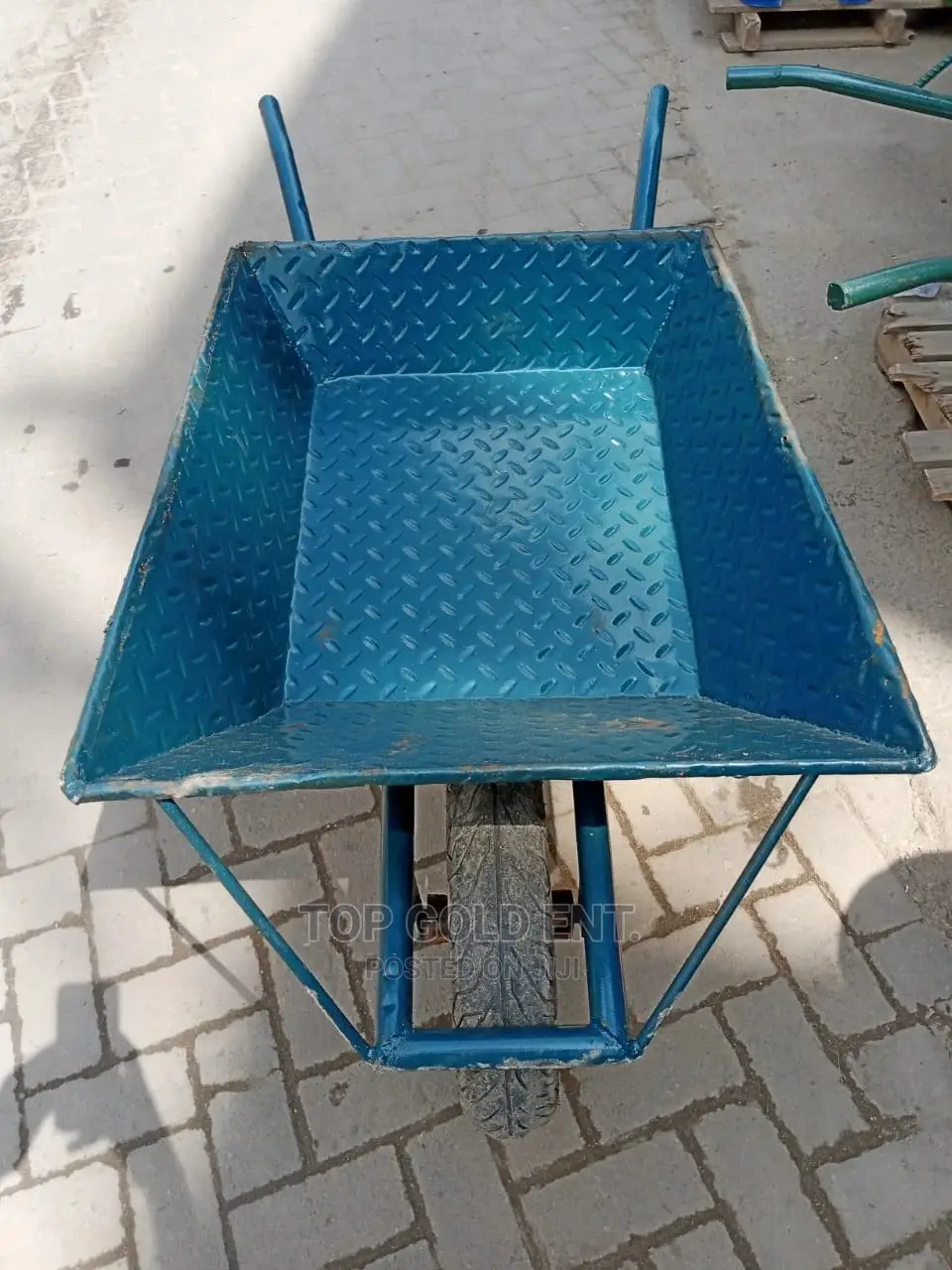 Wheelbarrow (Heavy Duties)