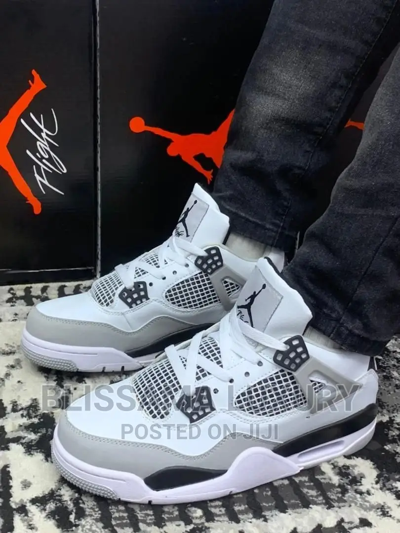Air Jordan 4 "Military Black" Sneakers