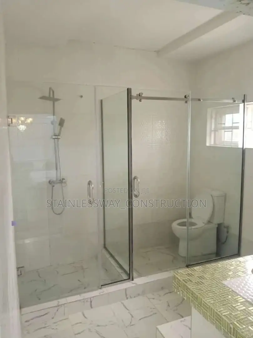 Buth Shower Cubicle Glass Cover
