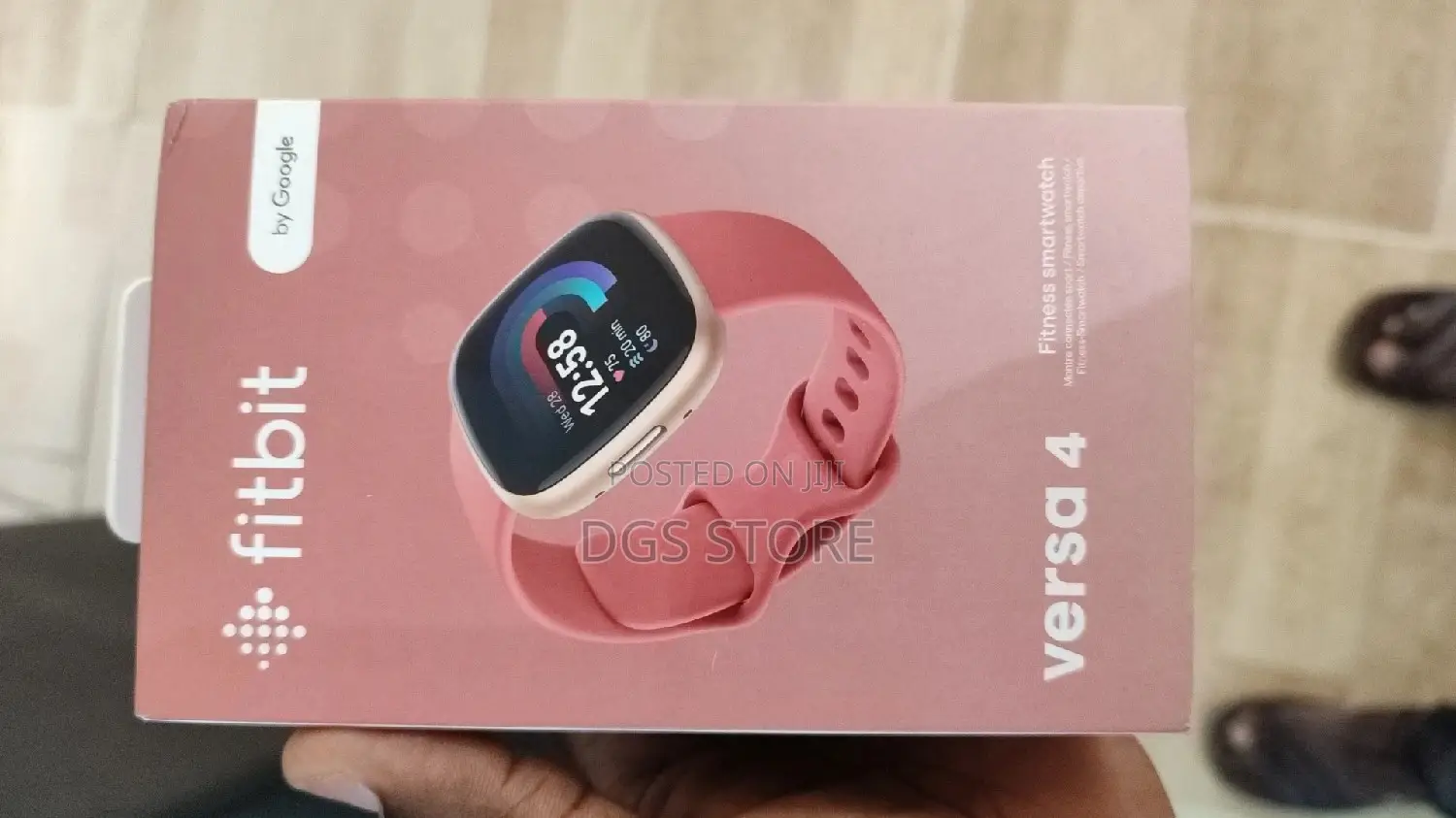 Fitbit Versa 4