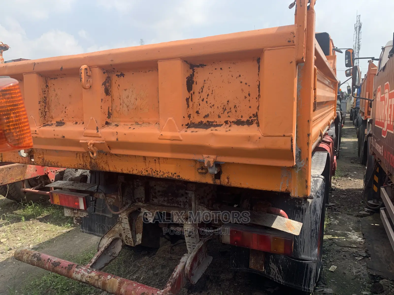 New Arrival Foreign Used Man-Diesel Tipper Truck.