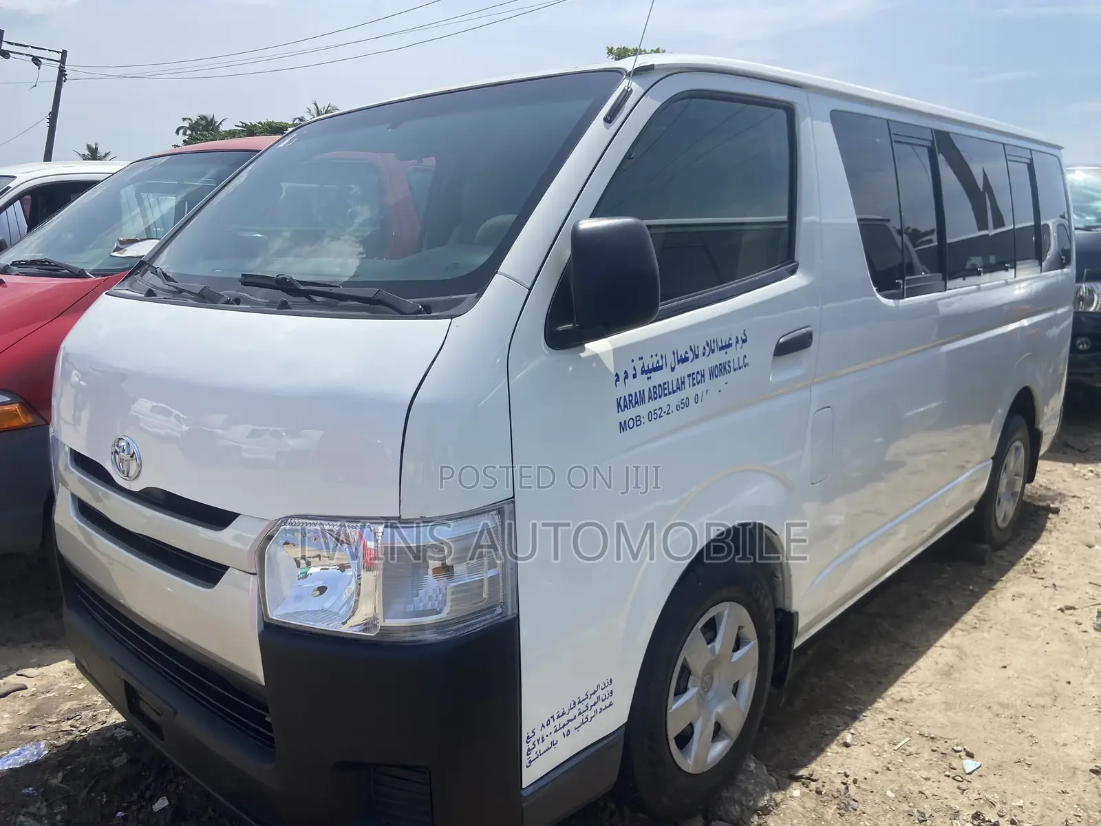 Toyota HiAce 2011 White