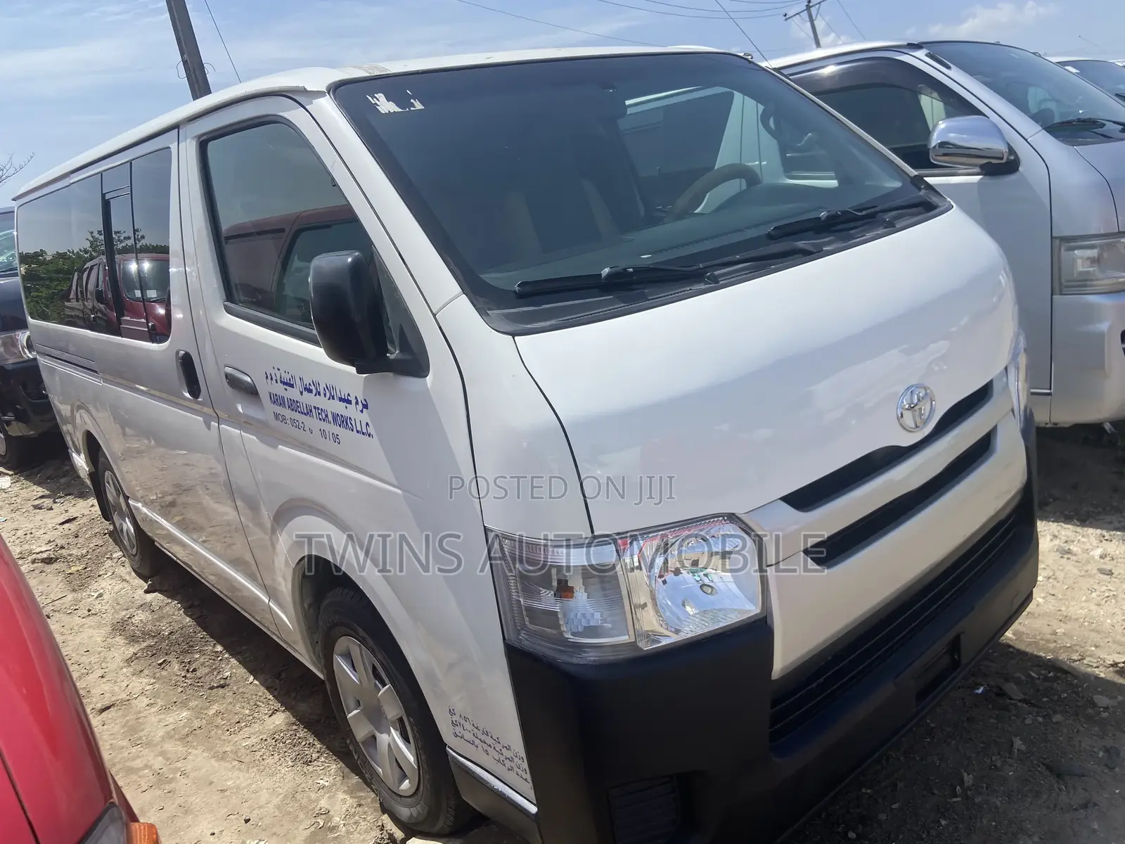 Toyota HiAce 2011 White
