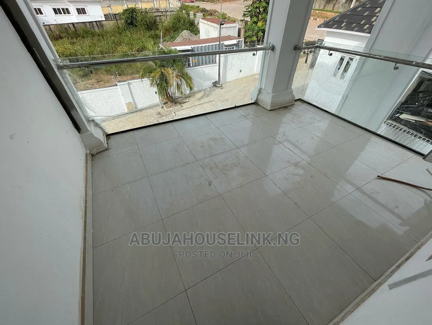 4bdrm Duplex in Asokoro for sale