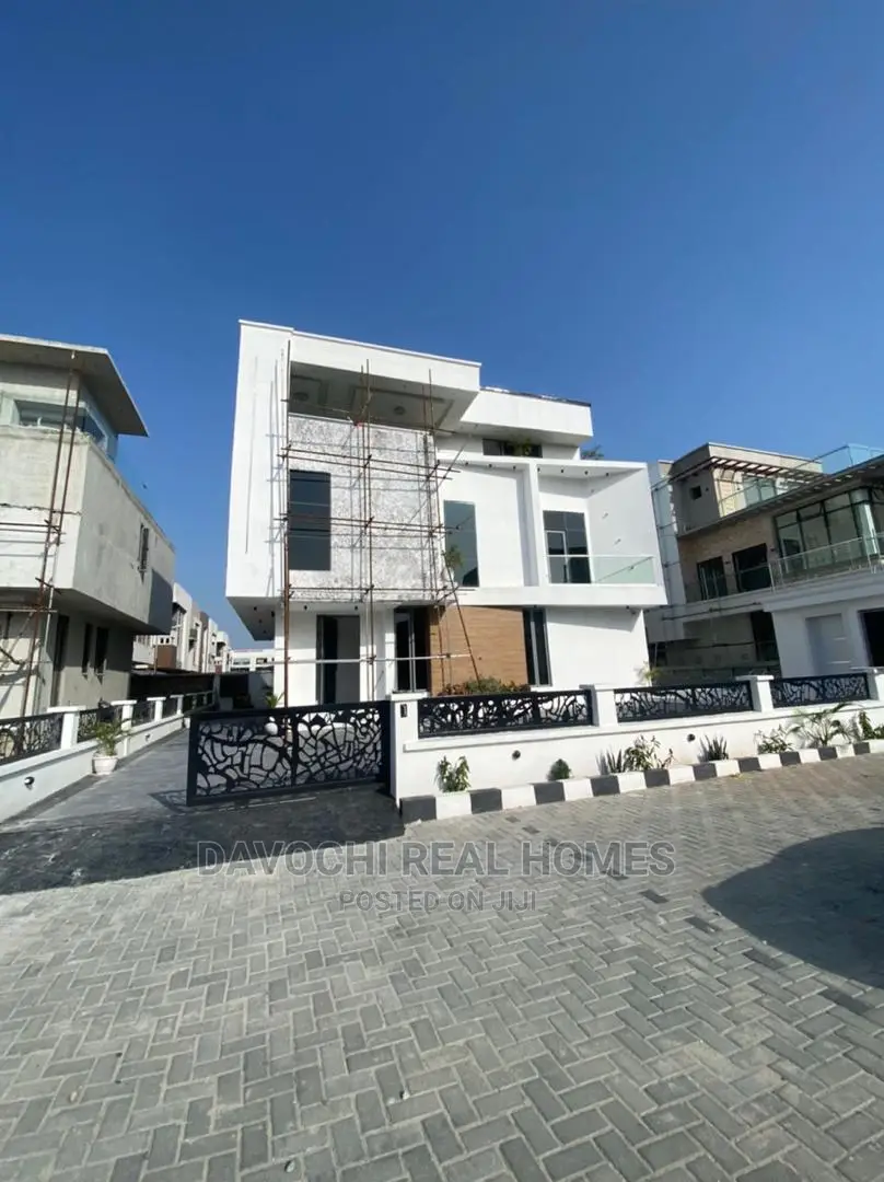 5bdrm Duplex in Osapa London for Sale